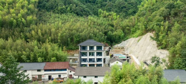 桐庐寒泉精舍汤泉民宿(雅鲁漂流山湾湾景区店)图片
