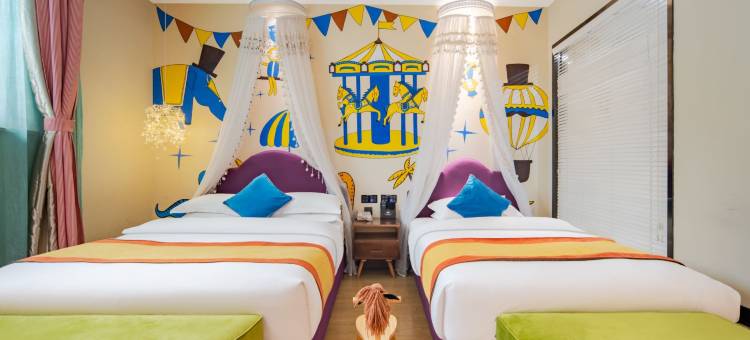 洛曼城堡酒店(常州中华恐龙园店)图片