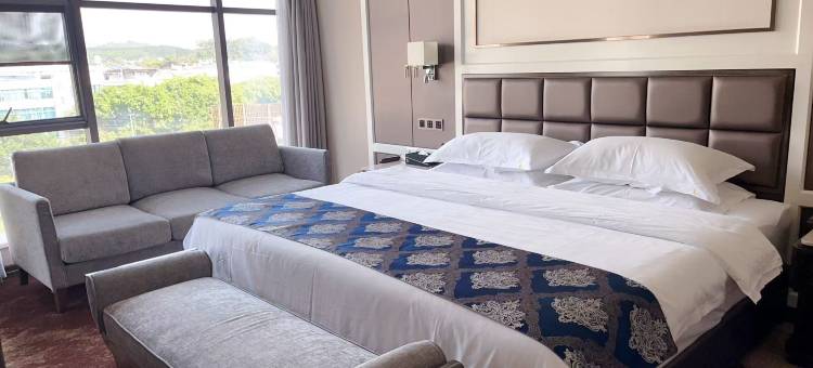 盈江凯旋大酒店图片