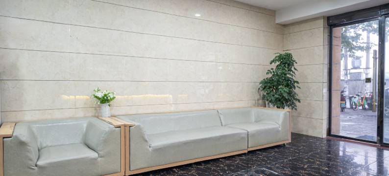 雅居酒店(株洲贺家土美食街店)图片