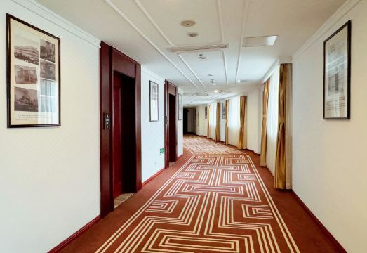 Huajiang Hotel Hotel Overview