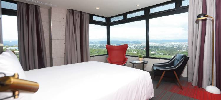 丽宝赛车主题旅店图片