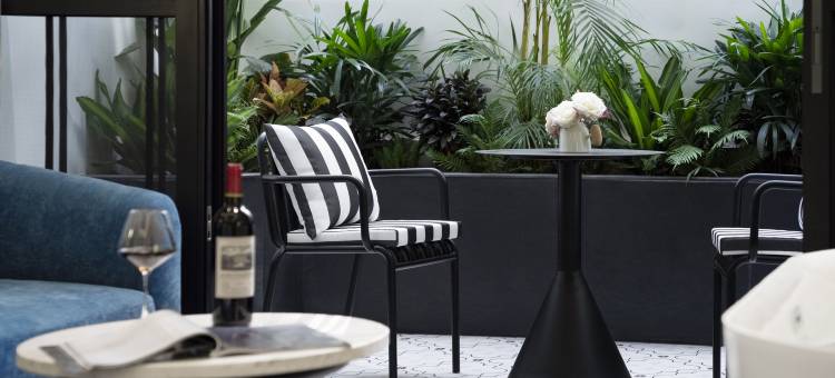 西双版纳景洪澜泊设计师酒店(告庄星光夜市店)图片