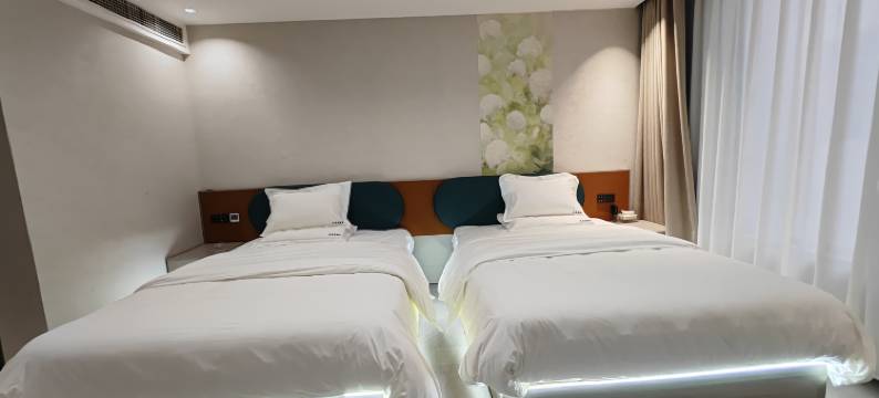 富宁芙蓉庭酒店图片