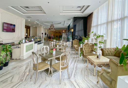 Grand Keisha Yogyakarta Hotel Overview