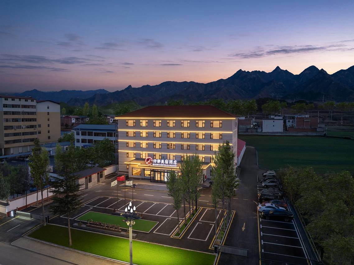 hotel overview picture