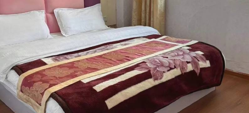 理塘勒康宾馆图片