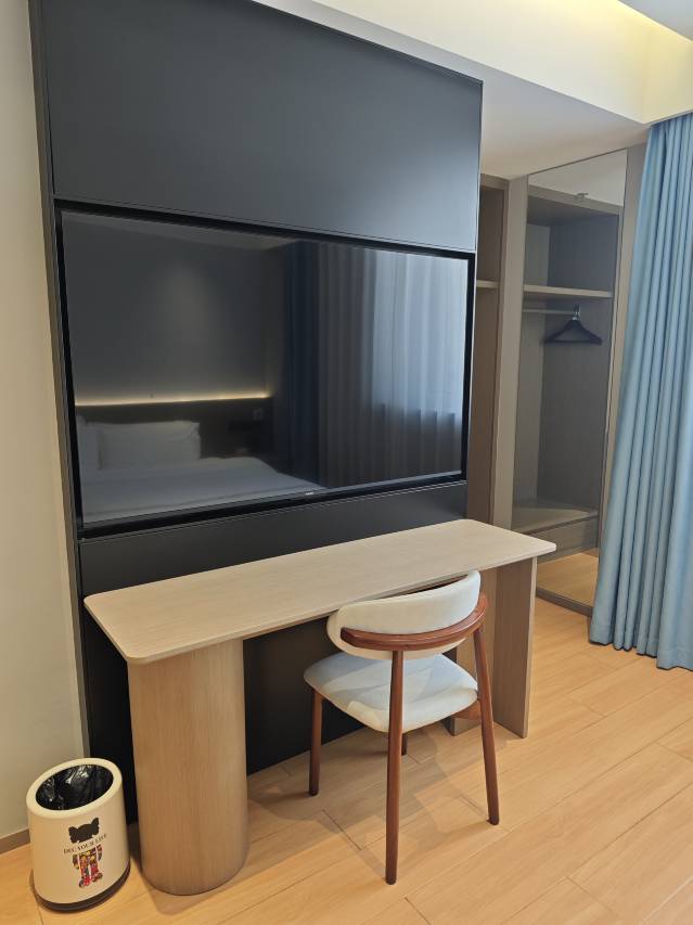 艺龙万国酒店(丹东抗美援朝纪念馆店)图片