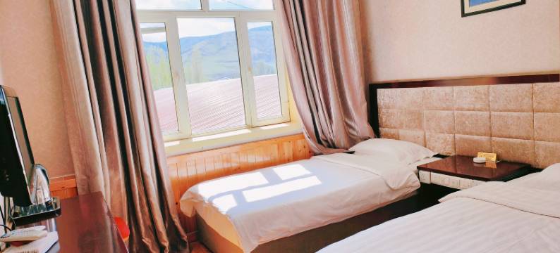 那拉提草原大酒店图片