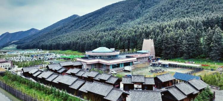 冰沟河绿洲心居图片