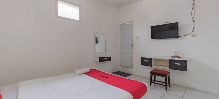 红多兹伊斯兰酒店-肯卡纳塔西马拉雅酒店(RedDoorz Syariah @ Hotel Kencana Tasikmalaya)图片