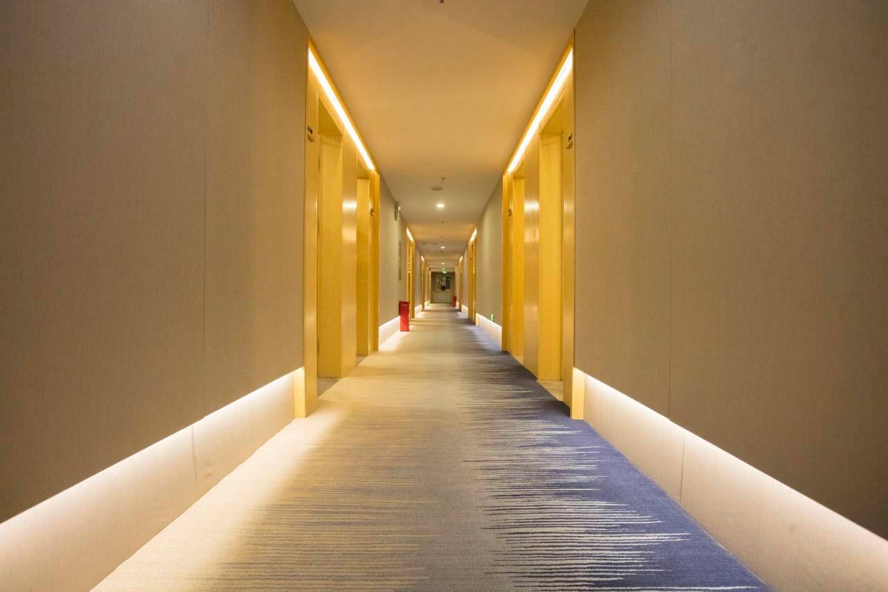 艺选酒店(银川高铁站怀远夜市店)图片