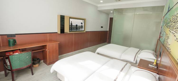 皇冠宾馆(南通启东汇龙镇店)图片