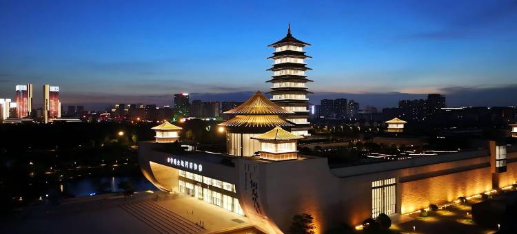 扬州东高铁站君亭酒店(京杭大运河店)图片