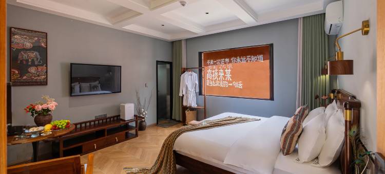 听黛山酒店(芒市芒晃村景区店)图片