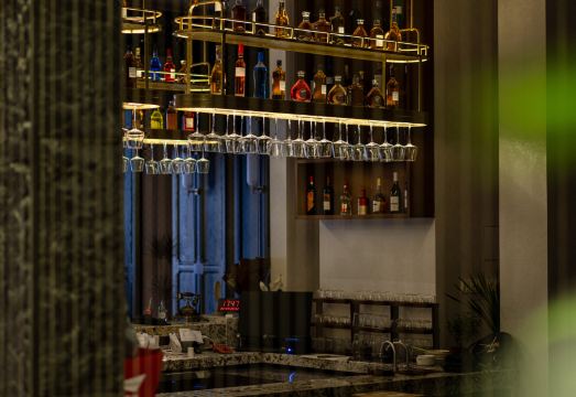 Days Wyndham Hotel in Malakhan, Aba Hotel Overview