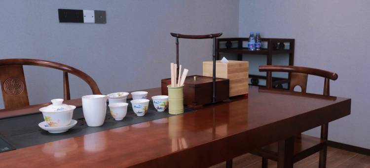 广州白云马务地铁站怡程酒店图片