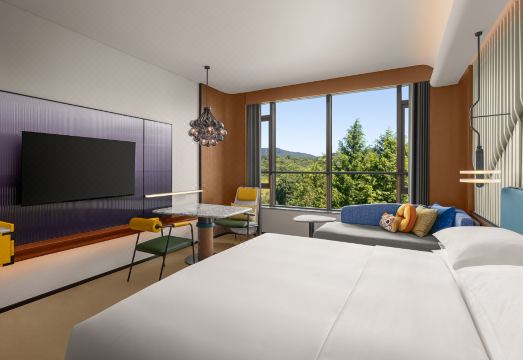 Renaissance Hangzhou Lin’an Hotel Hotel Overview