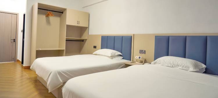 拾观荷畔民宿(周宁县尚城广场店)图片