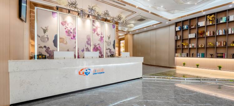 庭铂湾智慧公寓(佛山乐从家具城店)图片