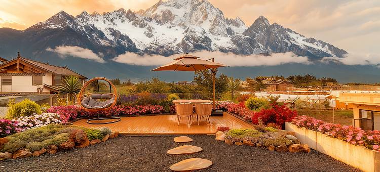 玖九·雪见山|日照金山·观景酒店(白沙古镇店)图片