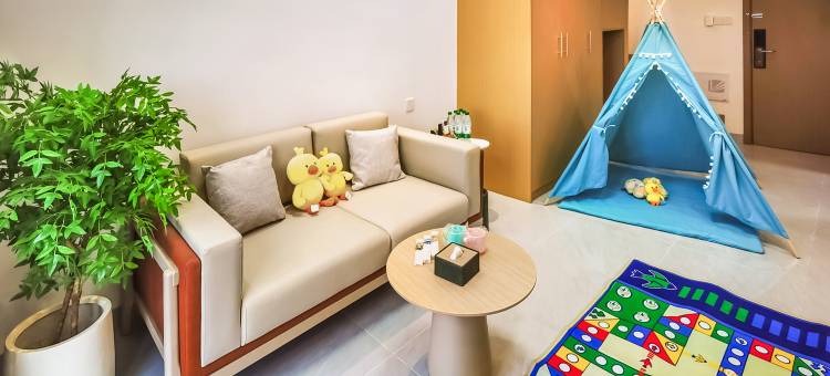 亚悦酒店(清远银盏站店)图片