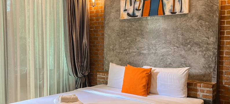 普吉岛查龙码头附近的 BaanMee(BaanMee Phuket near Chalong Pier)图片