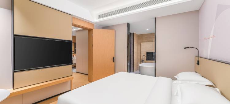 柏曼酒店(葫芦岛飞天广场店)图片