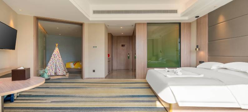 南通绿洲国际假日酒店(南通森林野生动物园南通站店)图片