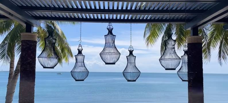 嘉宁·东海｜SEAVIEW·STAYCATION 临海臻境酒店(大东海沙滩店)图片