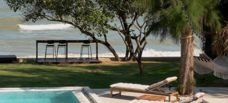 Mola-Mola Beachfront Villa by Yudee Assets图片