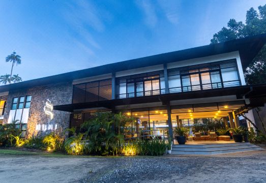 Huni LioHotel Overview