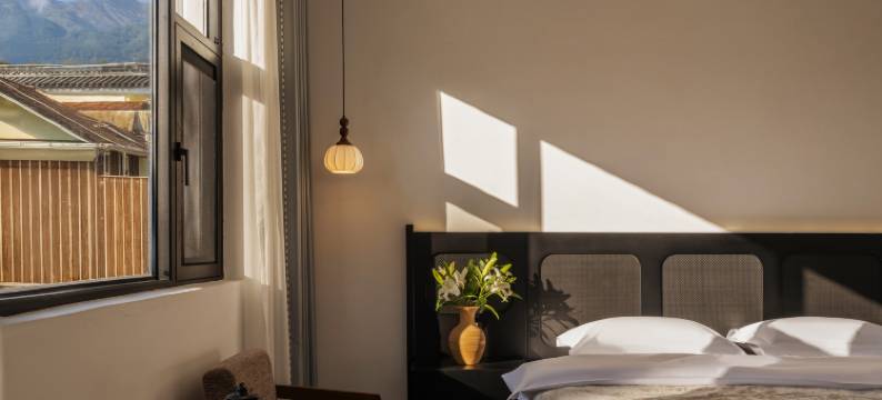 邂逅DaLi·花海阁·黑调设计师美学民宿图片