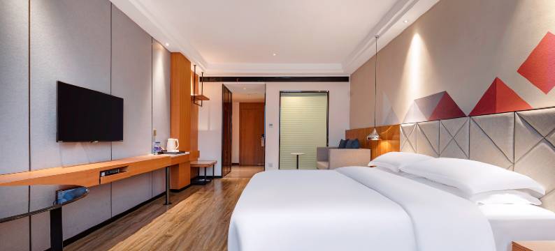 柏曼酒店(巴马中心文化广场店)图片