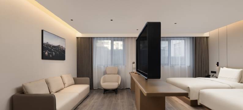 沈阳中街故宫长安寺亚朵酒店图片