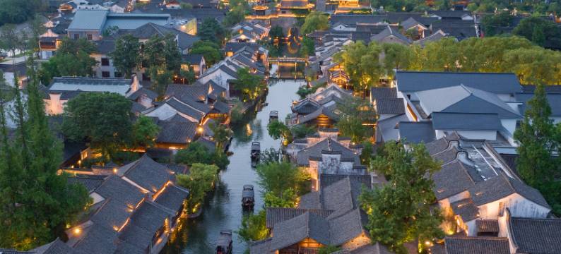 盐官潮乐之城灯影客栈图片