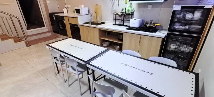 云庭美宿智慧酒店(威海北站欧乐坊零点夜市店)图片