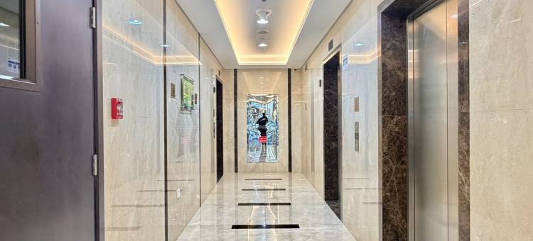 Luxury Apartment At Electra Tower Near Abu Dhabi Mall With Pool And Gym图片