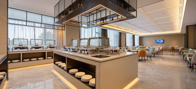 白玉兰商务酒店(建平南山森林公园店)图片