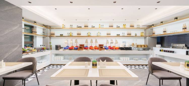 如家精选酒店(新疆古生态园汗血马基地小西沟地铁站店)图片