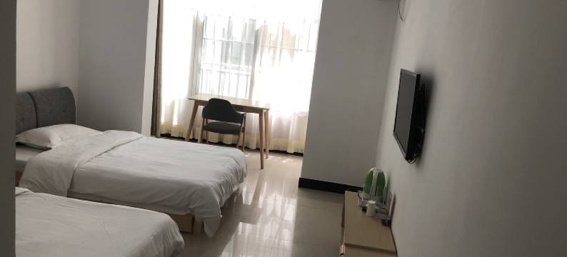 鸿福家园宾馆(运城学院店)图片