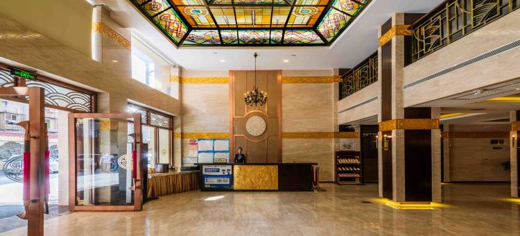 TOWO上品酒店(南昌八一广场丁公路北地铁站店)图片