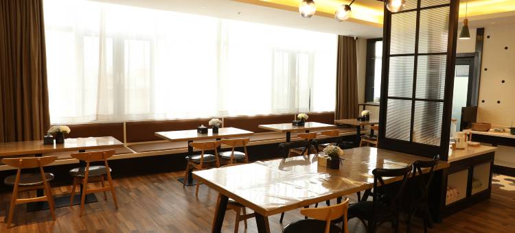 银座精宿酒店(菏泽曹县青岛南路财富城店)图片