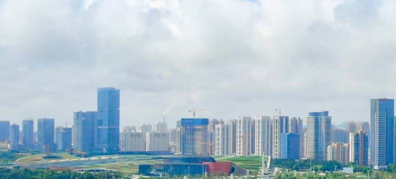 聆澜海景主题公寓(日照青岛路店)图片