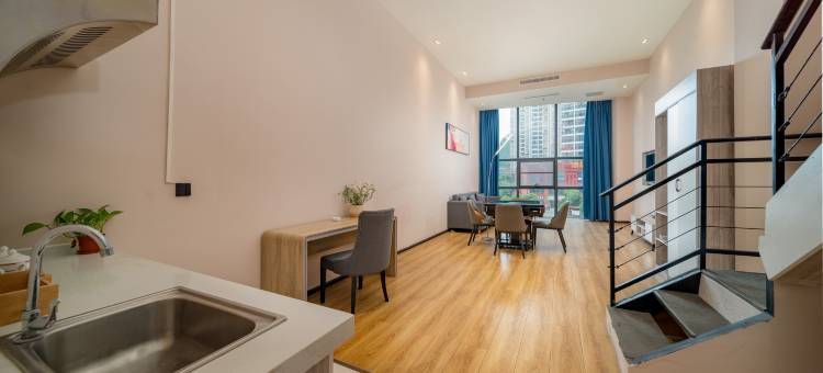 锐思特酒店(贵阳北站大关城市花园店)图片