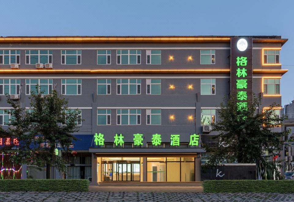 格林豪泰快捷酒店(章丘大学城商业街店)外景图