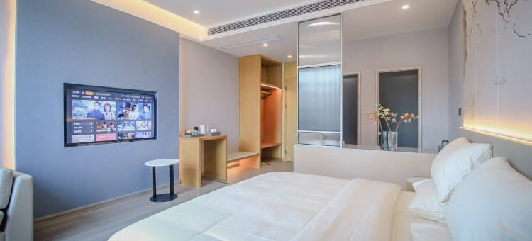 云朵漫居酒店(万达店)图片