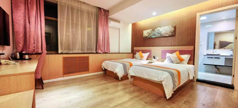 紫源假日酒店(兰州城市学院地铁站店)图片