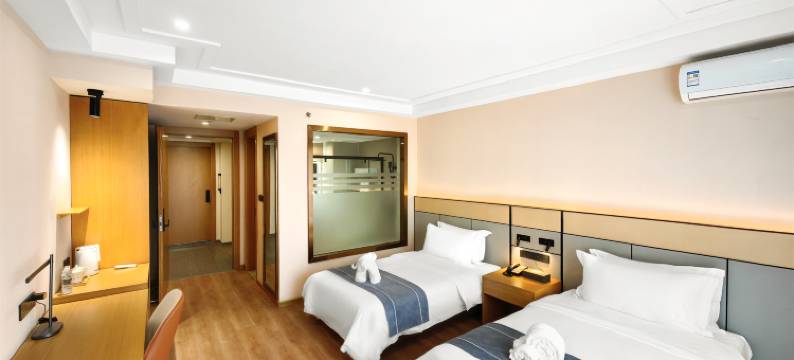 三亚梧桐居酒店(大悦城店)图片