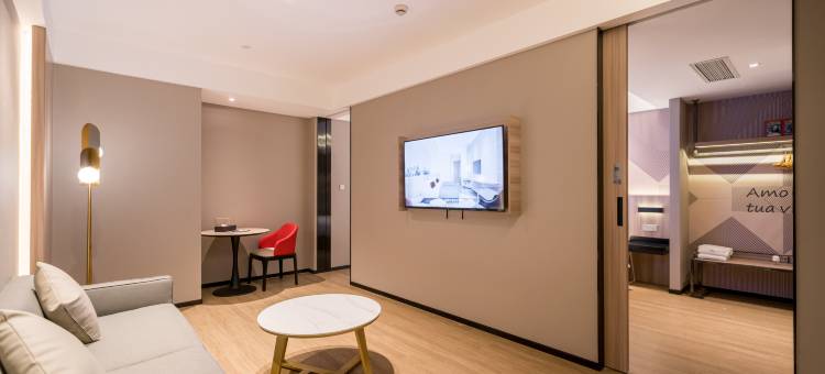 柏曼酒店(上海滴水湖临港万达广场店)图片